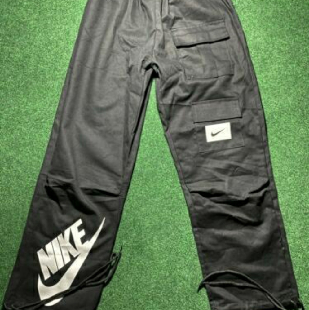 Nike black cargo pants